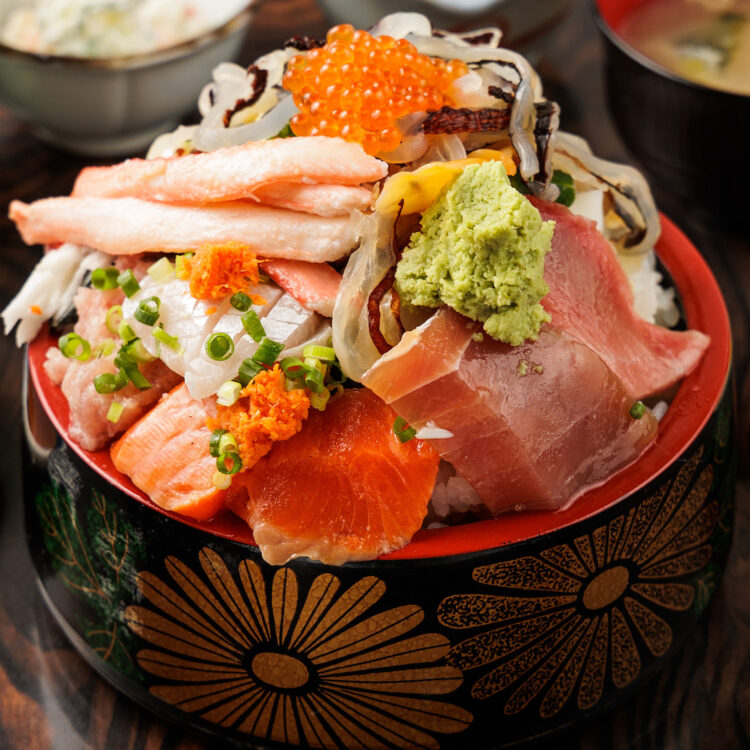 鮨岡 本気丼