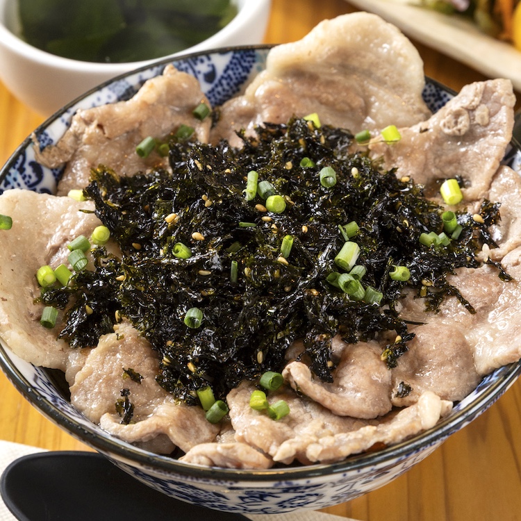 旨み重ねた韓国豚丼