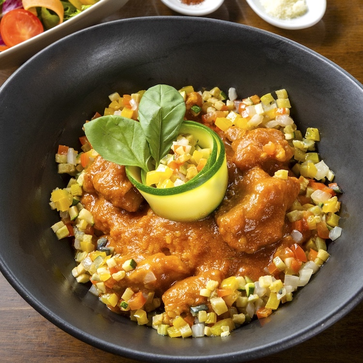 にいがた和牛スジのトマト煮込みカレー風味