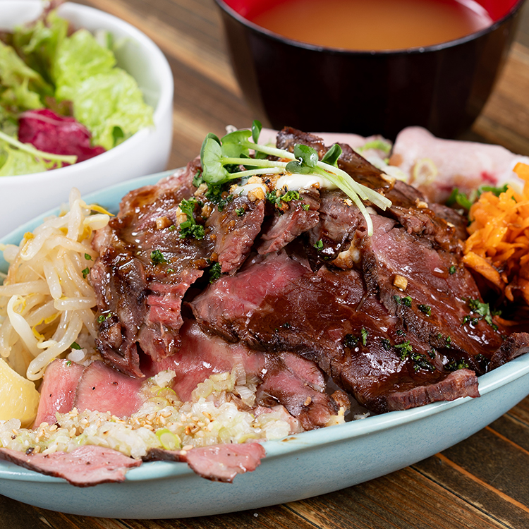 (日本語) じゅーのお肉カルテッ丼