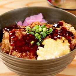 黒酢チキン南蛮丼