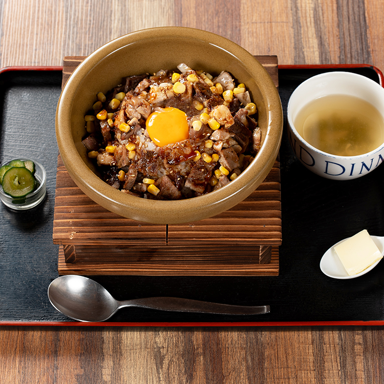 炭火焼牛豚鶏の石焼肉バラチラシ丼