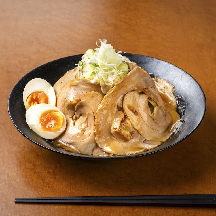 (日本語) らーめん屋さんの特製チャーシュー丼